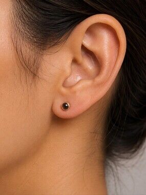 14K Gold Black Round Bezel Stud Earring *SINGLE*